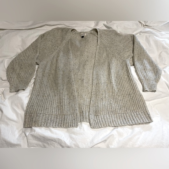 Universal Threads Cardigan - Picture 1 of 5